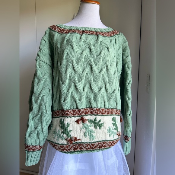 Vintage Handknit Sweater in Mint green Chunky Knit Wool Unisex Unique Style - Picture 3 of 11